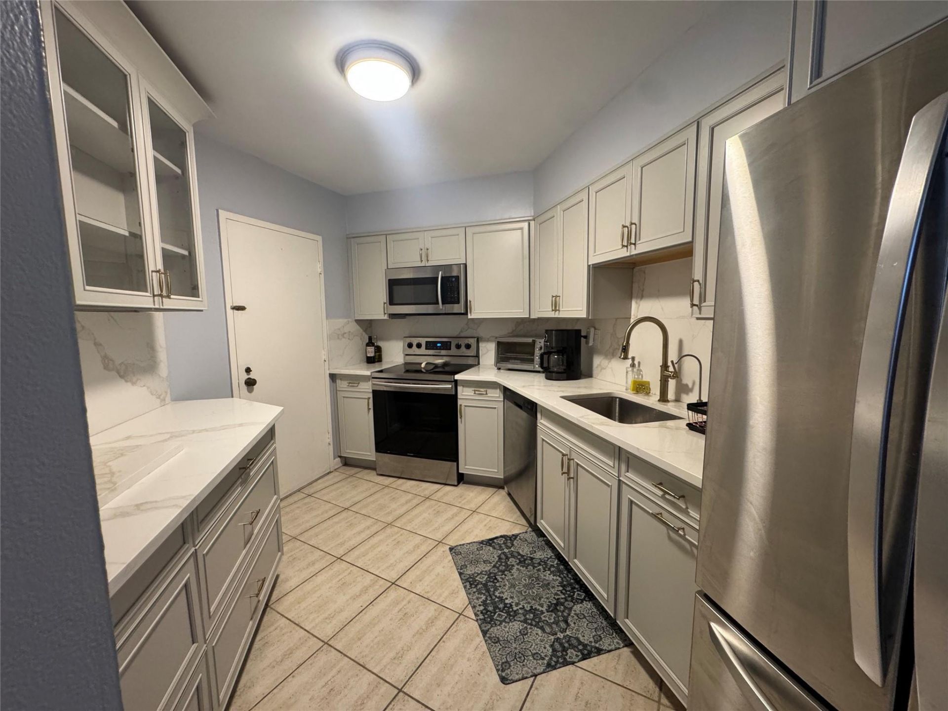 3725 S Ocean Drive, Unit 1610, Hollywood, FL 33019 Photo