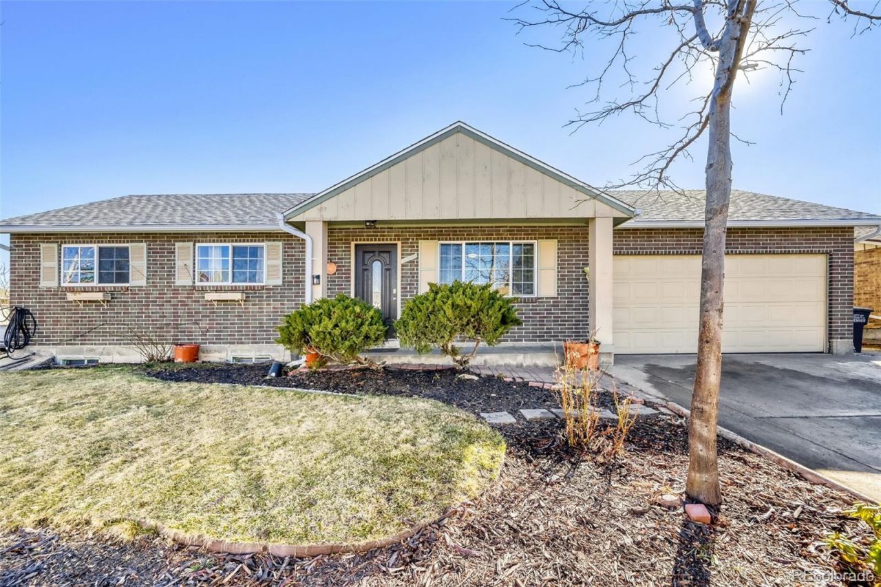 15180 E 55th Avenue, Denver, CO 80239 Main Photo