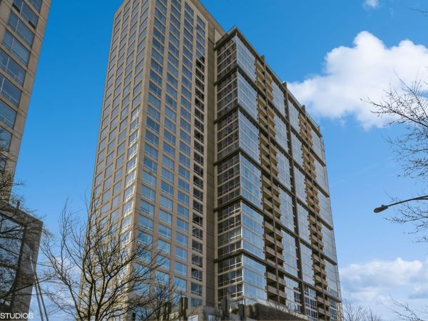1901 S Calumet Avenue, Unit 2104, Chicago, IL 60616