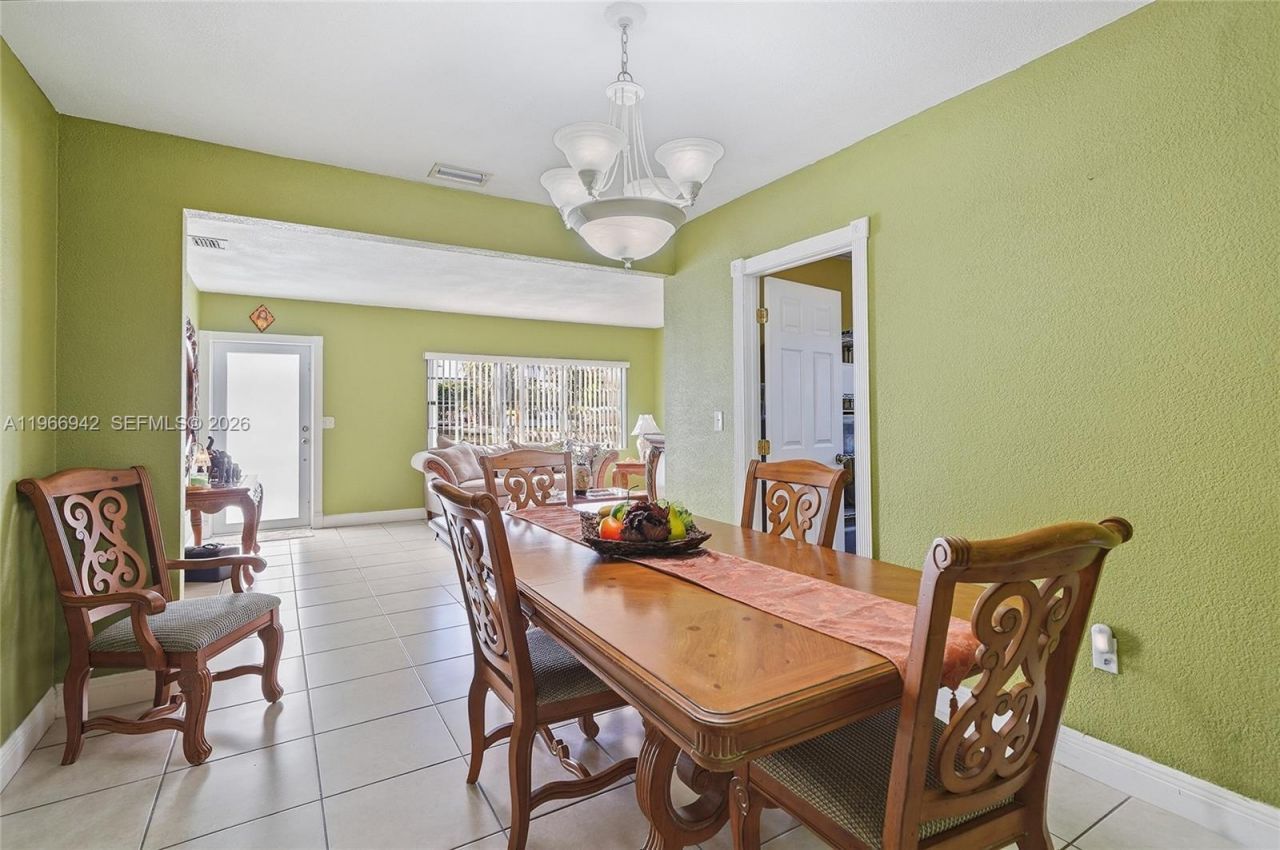 4791 W 3rd Ave , Hialeah, FL 33012 Photo