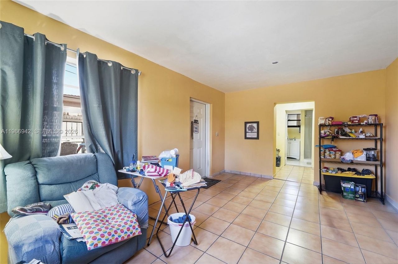 4791 W 3rd Ave , Hialeah, FL 33012 Photo