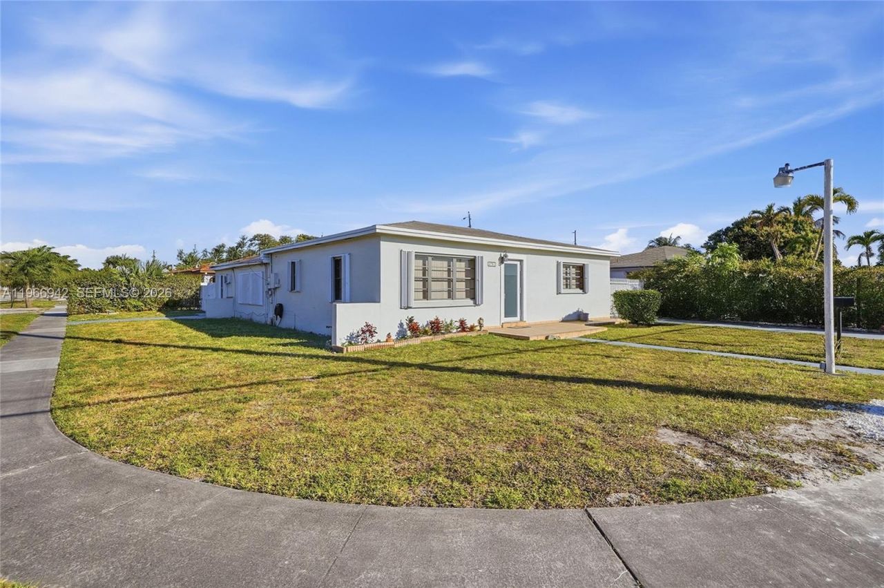 4791 W 3rd Ave , Hialeah, FL 33012 Photo