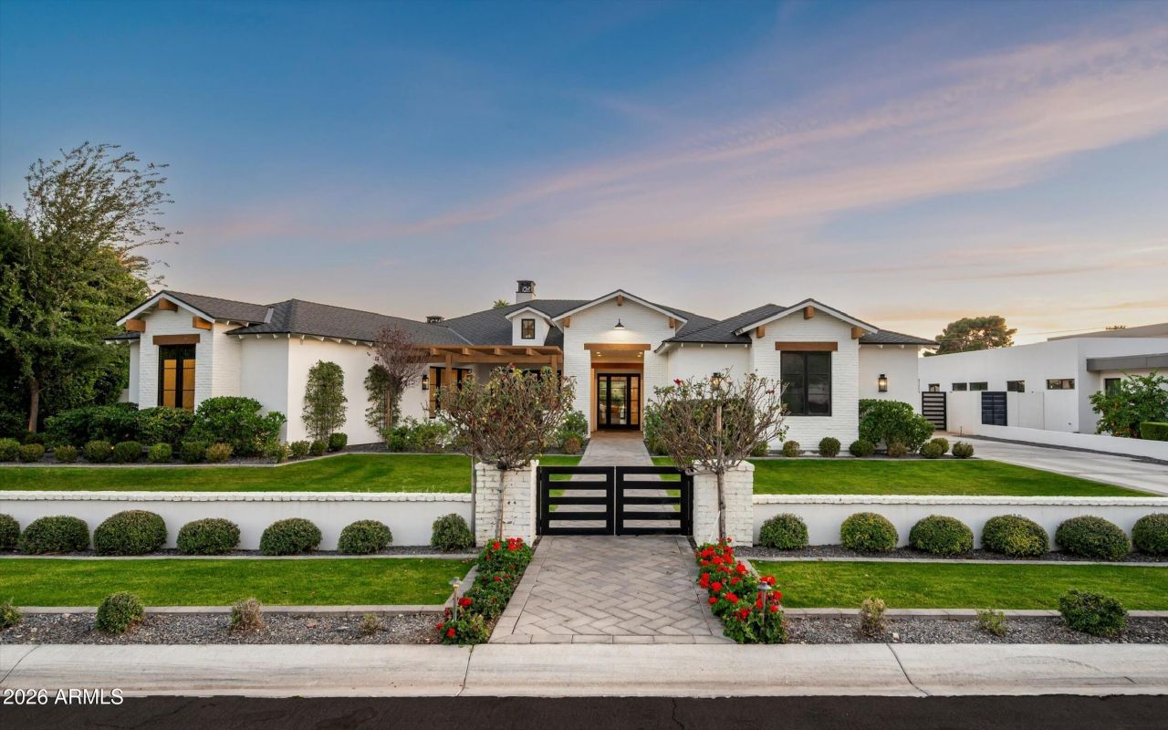 5903 E Lafayette Boulevard, Phoenix, AZ 85018 Main Photo