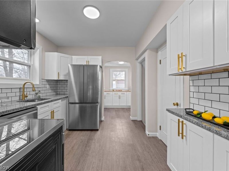 815 Broad Boulevard, Cuyahoga Falls, OH 44221 Photo 25