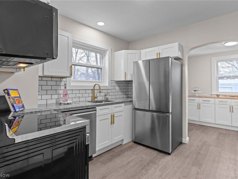 815 Broad Boulevard, Cuyahoga Falls, OH 44221 Photo 26