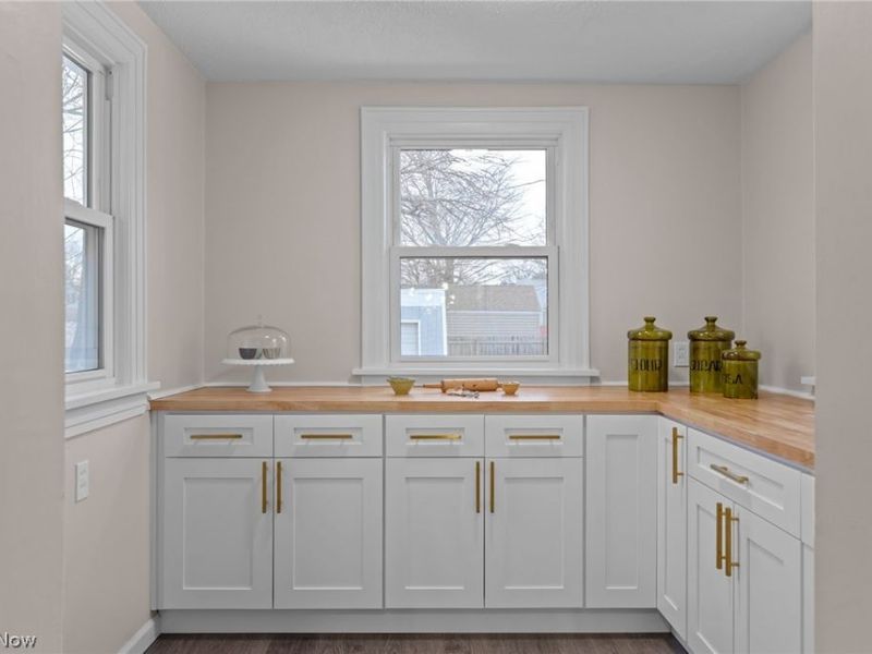 815 Broad Boulevard, Cuyahoga Falls, OH 44221 Photo 28