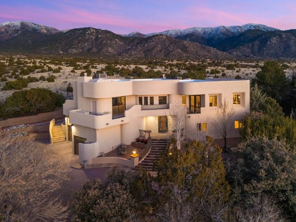 1446 Honeysuckle Drive NE, Albuquerque, NM 87122