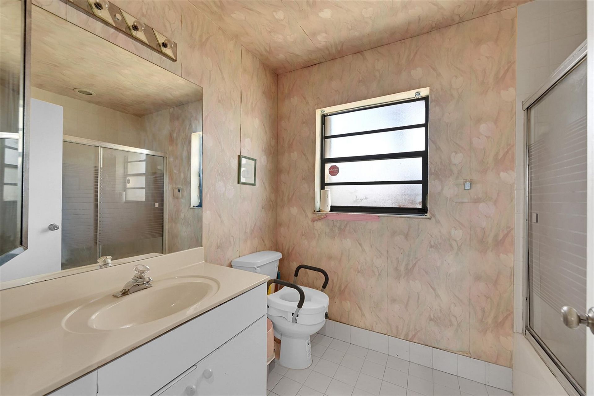 7905 Hibiscus Way, Unit 38, Tamarac, FL 33321 Photo