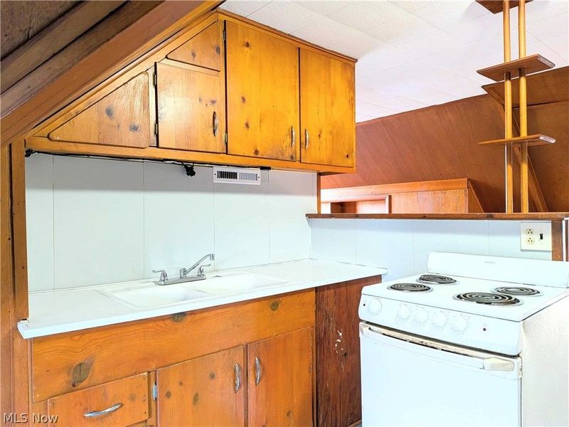 18 5th Street NE, Massillon, OH 44646 Photo 13