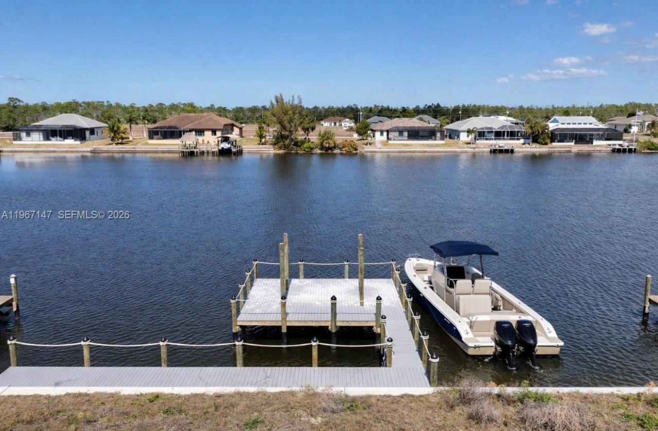4323 NW 39th St, Cape Coral, FL 33993 Photo