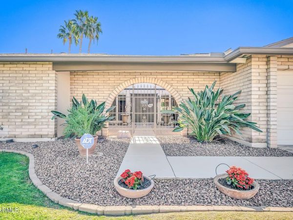 2443 W CROCUS Drive, Phoenix, AZ 85023