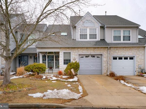 111 CARRIAGE LANE, SWEDESBORO, NJ 08085