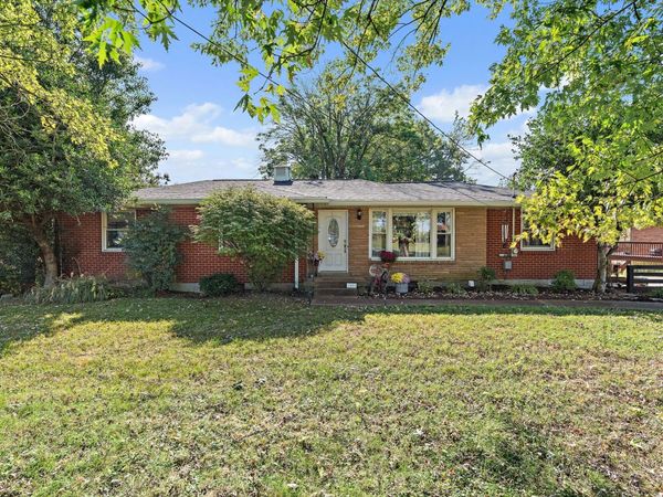 101 Newport Dr, Old Hickory, TN 37138