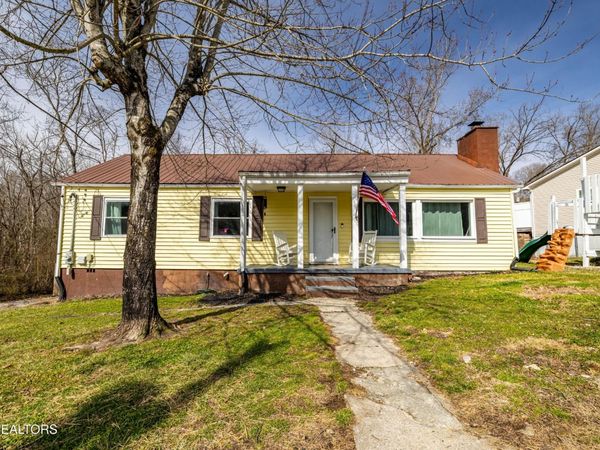 135 Dogwood Court, Harriman, TN 37748