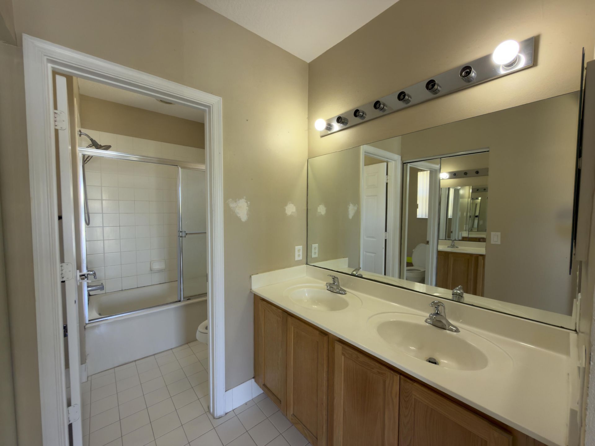 1712 Carvelle Drive, Riviera Beach, FL 33404 Photo