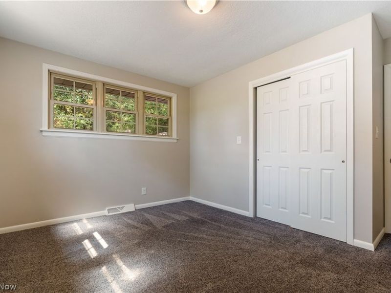 5265 Pin Oak Street NW, Massillon, OH 44647 Photo 14