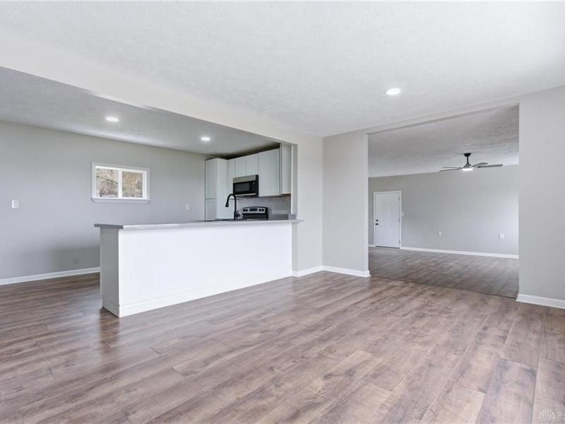 8786 US 50, Hillsboro, OH 45133 Photo 5