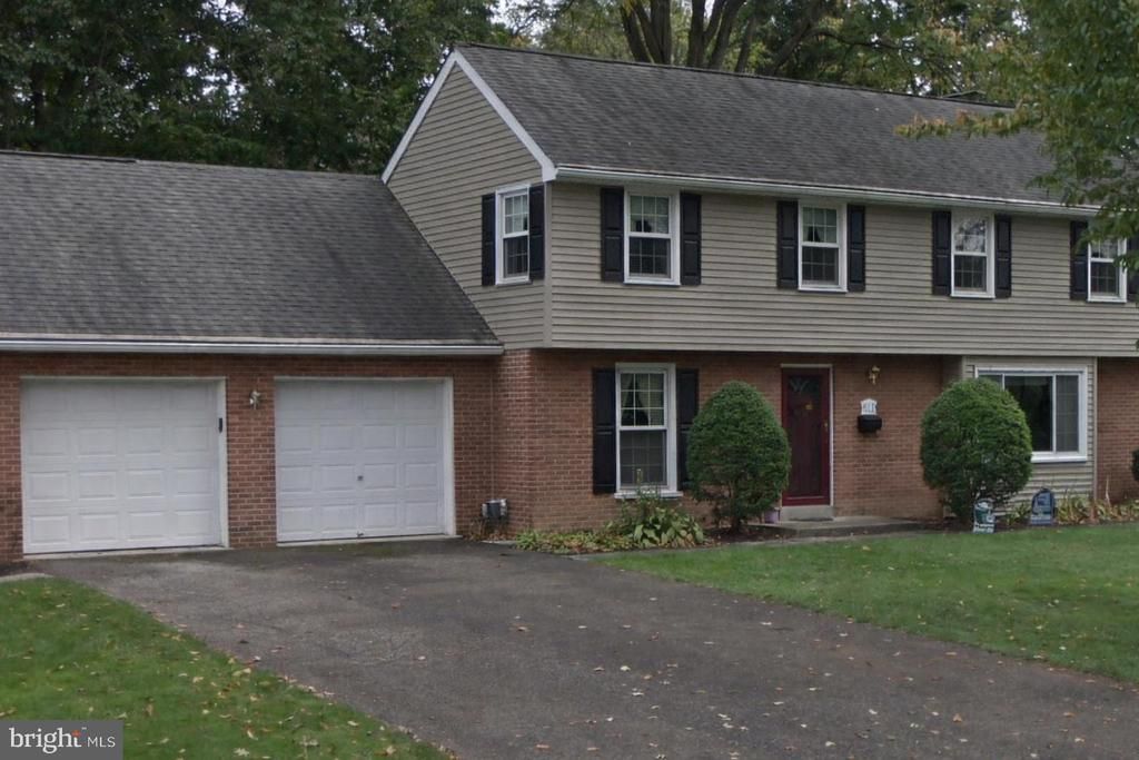 13 PLEASANT VIEW DRIVE, STRASBURG, PA 17579