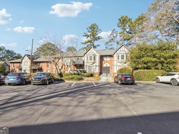 6851 Roswell Road, Unit N-20, Sandy Springs, GA 30328