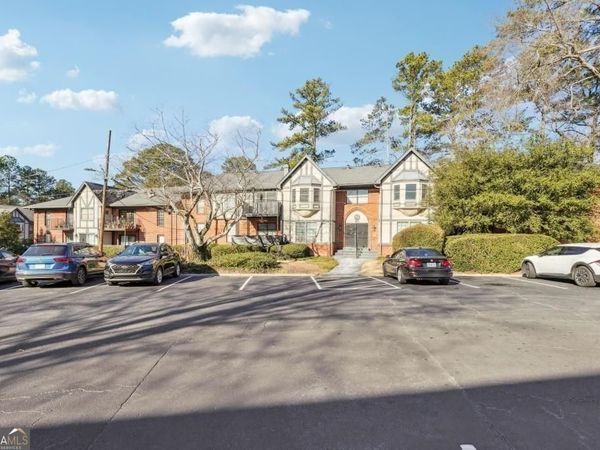 6851 Roswell Road, Unit N-20, Sandy Springs, GA 30328
