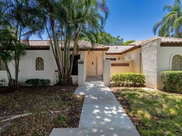 3113 Kingswood Terrace, Boca Raton, FL 33431