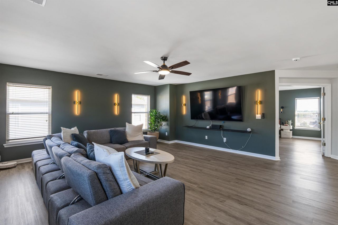 429 Indigo Ridge Drive  Photo 17