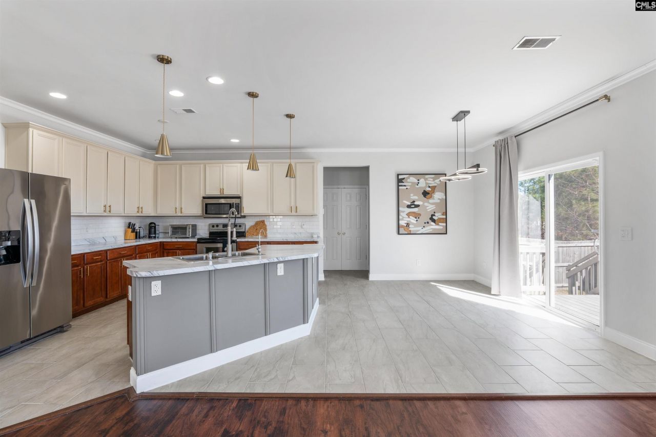 429 Indigo Ridge Drive  Photo 8