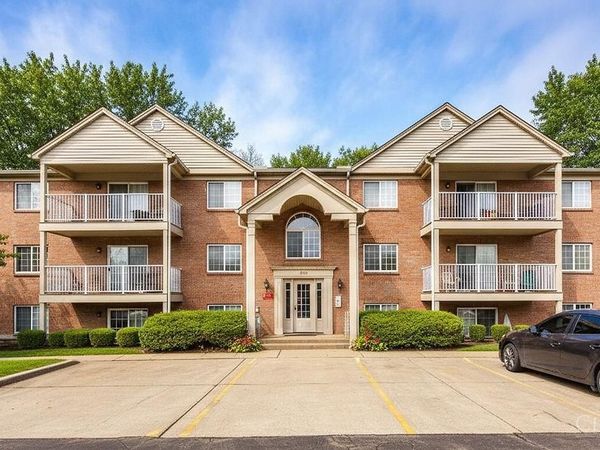 3191 Preserve Lane, Unit 1B, Colerain Twp, OH 45239