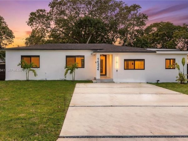14324 Garden Dr, Miami, FL 33168
