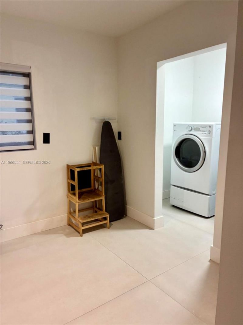 14324 Garden Dr, Miami, FL 33168 Photo