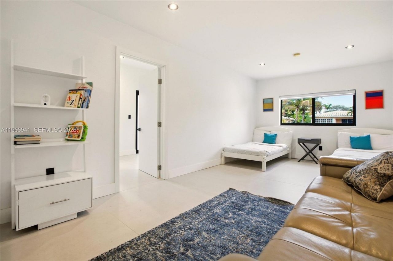 14324 Garden Dr, Miami, FL 33168 Photo