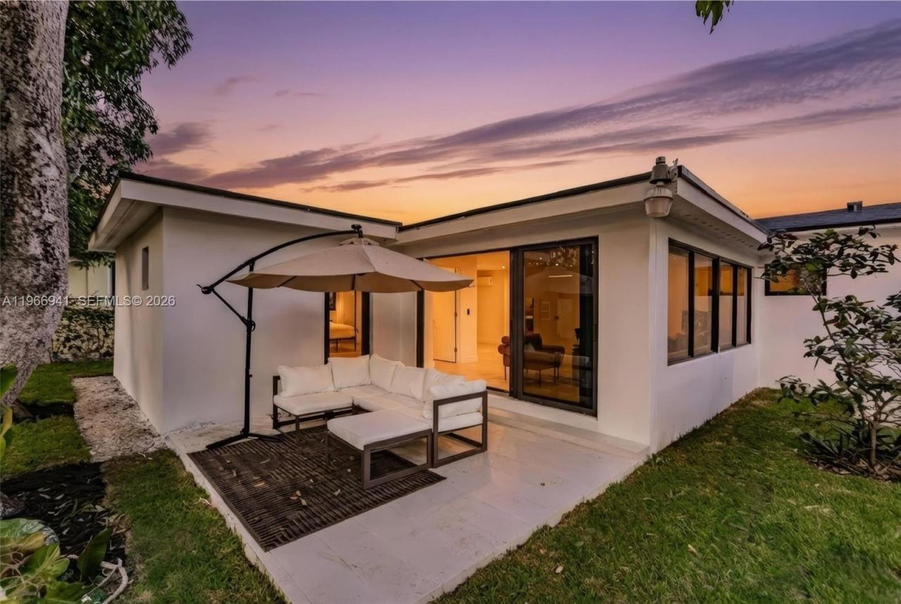 14324 Garden Dr, Miami, FL 33168 Photo