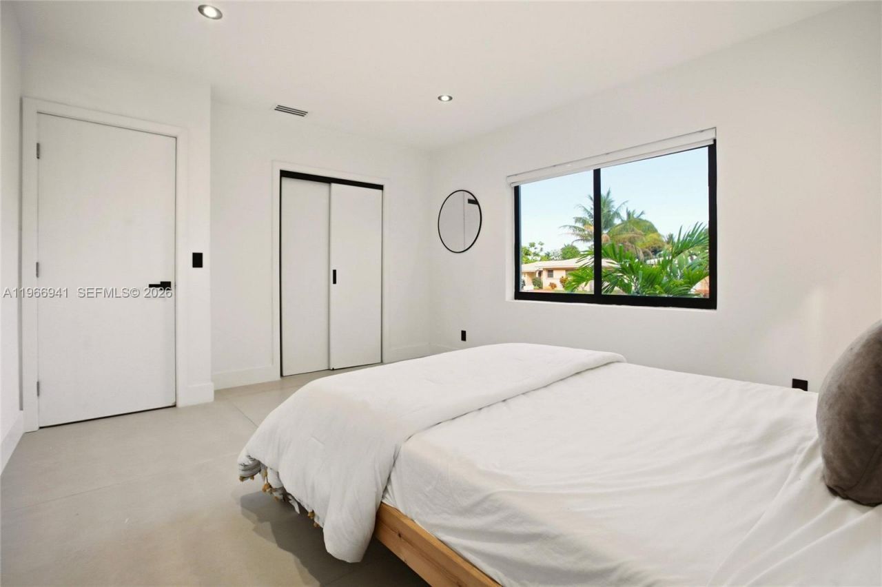 14324 Garden Dr, Miami, FL 33168 Photo