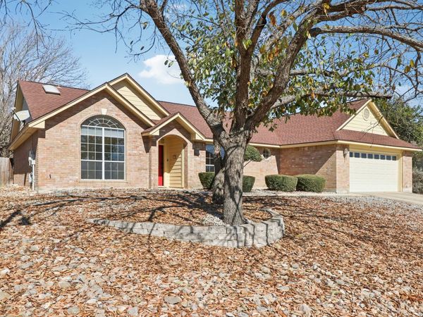 632 Oak Valley, Kerrville, TX 78028