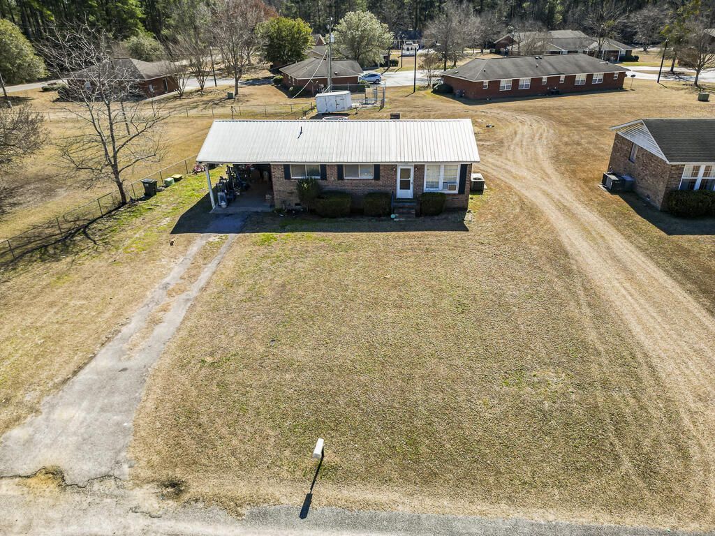 132 Franklin Street Photo 7