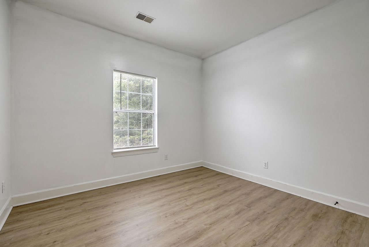 4908 Franconia Drive Photo 14