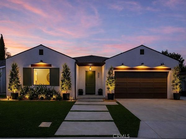 2587 Willo Lane, Costa Mesa, CA 92627