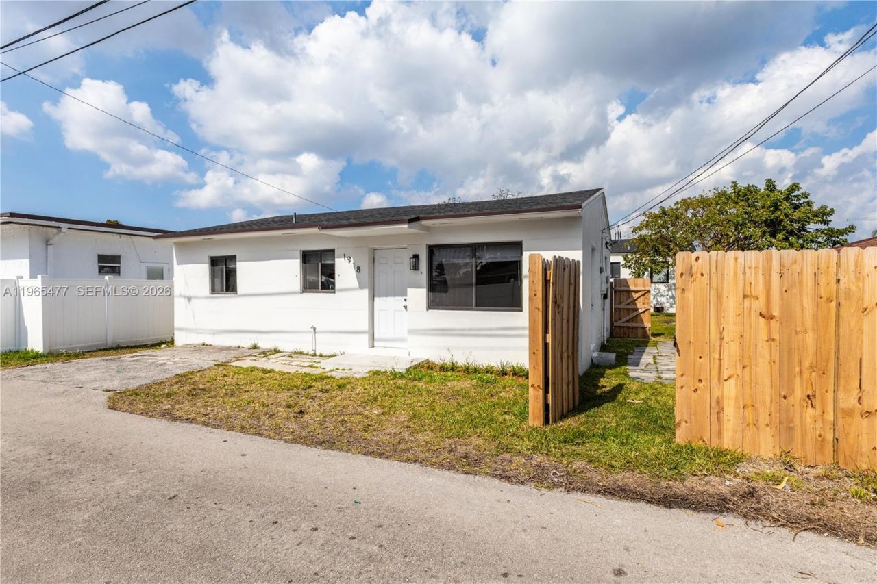 1918 Taft St, Unit 2, Hollywood, FL 33020 Photo