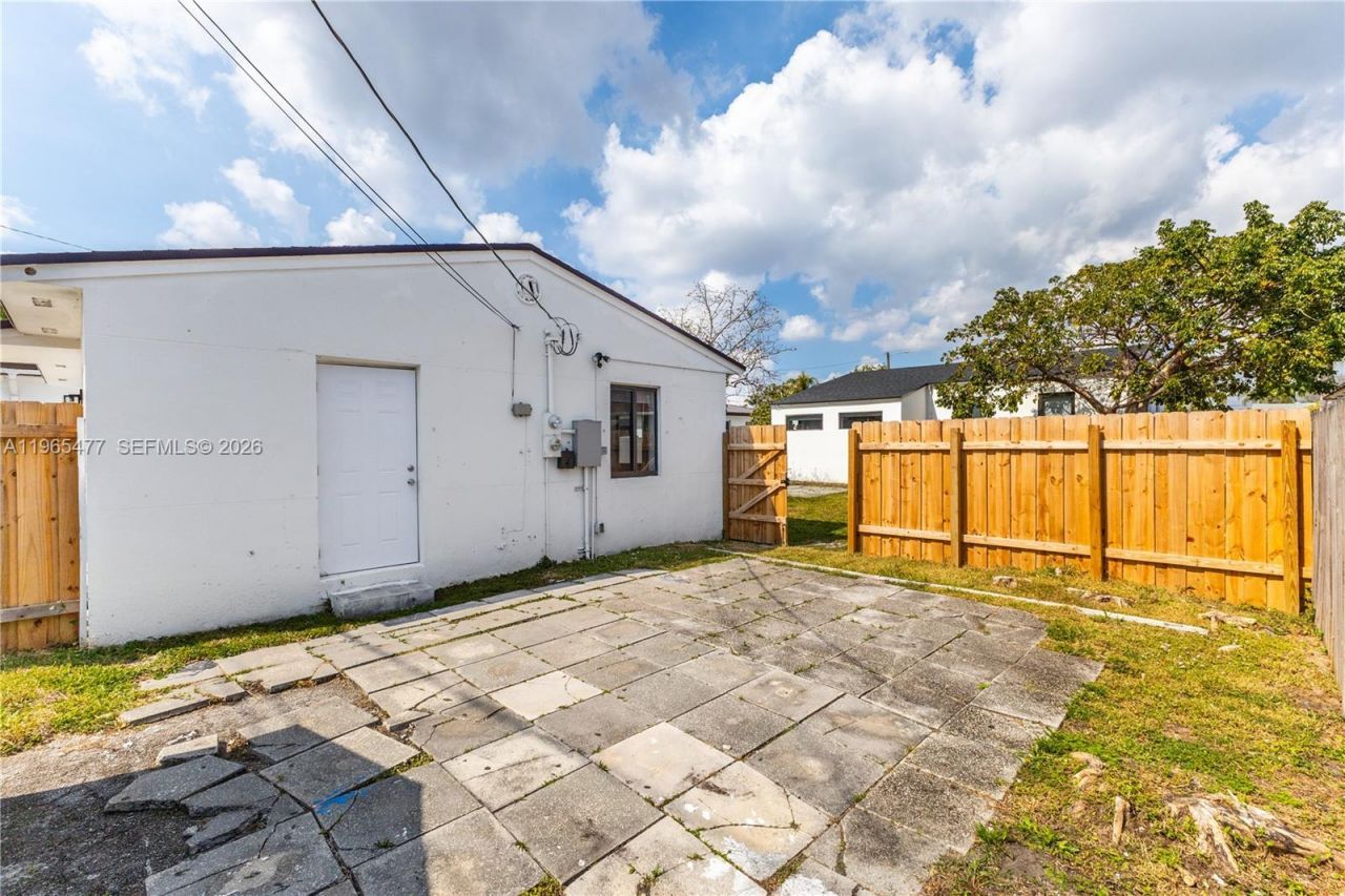 1918 Taft St, Unit 2, Hollywood, FL 33020 Photo