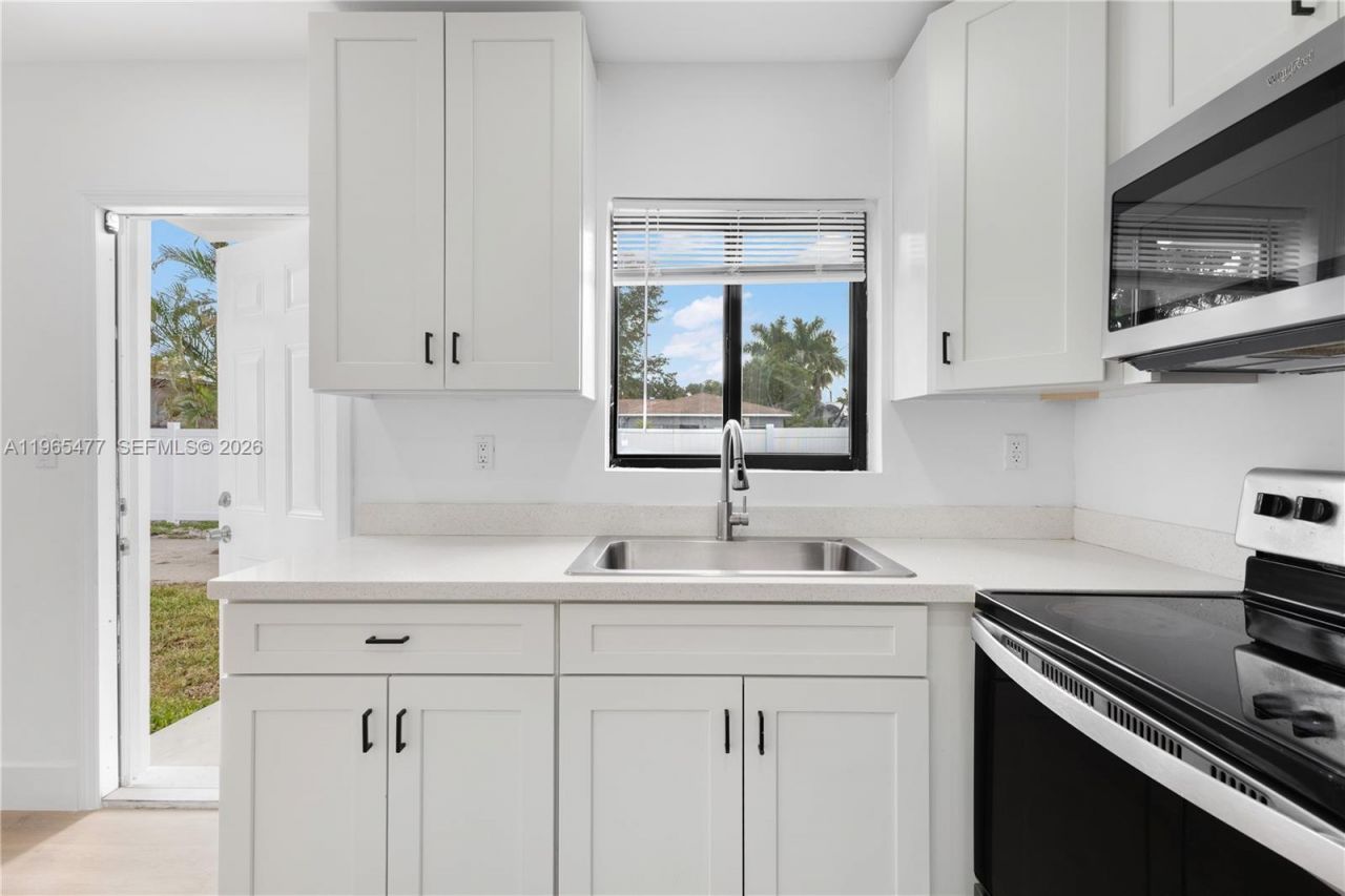 1918 Taft St, Unit 2, Hollywood, FL 33020 Photo