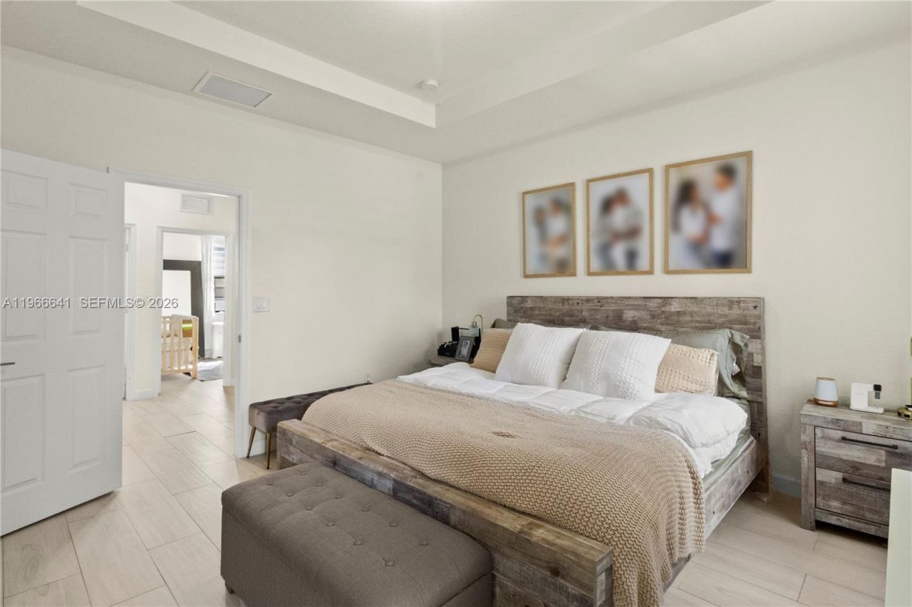 3226 W 108th St, Hialeah, FL 33018 Photo