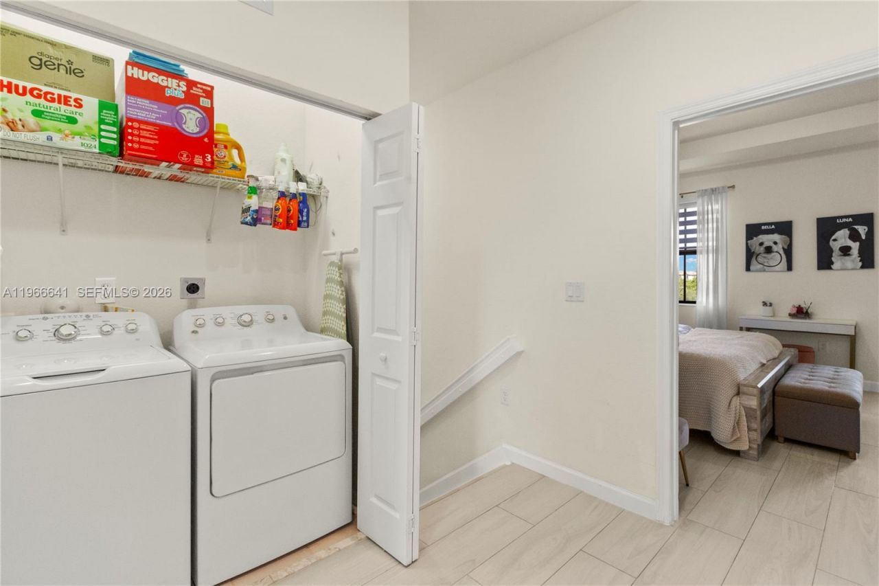 3226 W 108th St, Hialeah, FL 33018 Photo