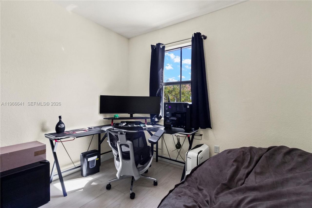 3226 W 108th St, Hialeah, FL 33018 Photo