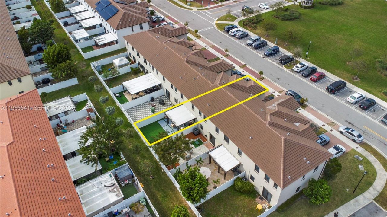 3226 W 108th St, Hialeah, FL 33018 Photo