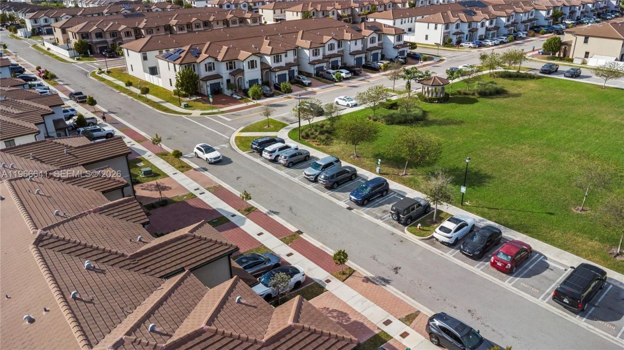 3226 W 108th St, Hialeah, FL 33018 Photo