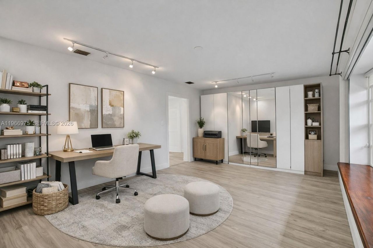 19710 NE 23rd Ave, Miami, FL 33180 Photo