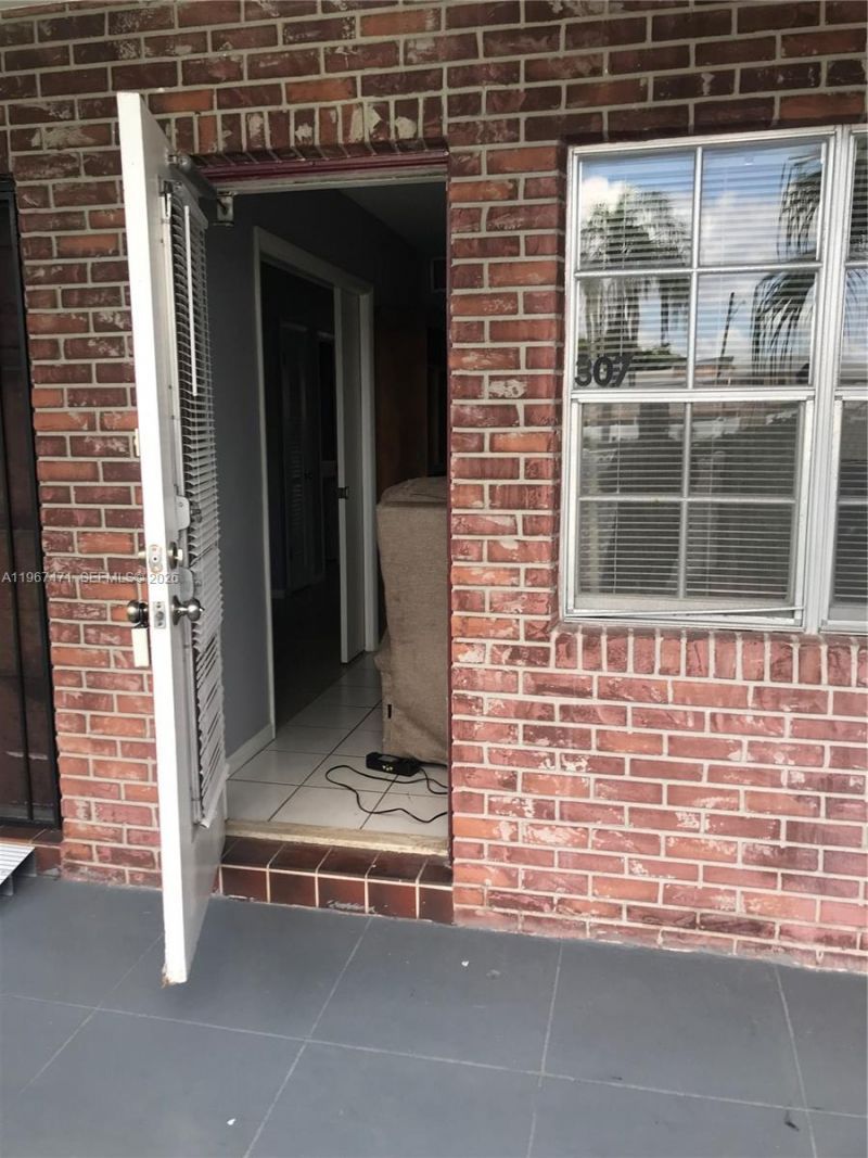 1100 Atlantic Shores Blvd, Unit 307, Hallandale Beach, FL 33009 Photo