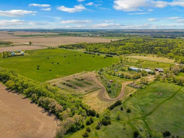 37926 127th Street, Aberdeen, SD 57401