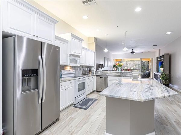 8641 Piazza Del Lago CIR, Unit 203, ESTERO, FL 33928