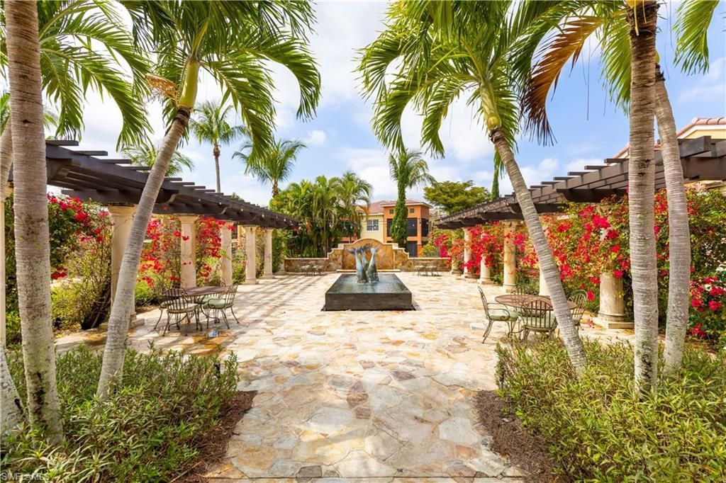 8641 Piazza Del Lago Cir , Unit 203, Estero, FL 33928 Photo